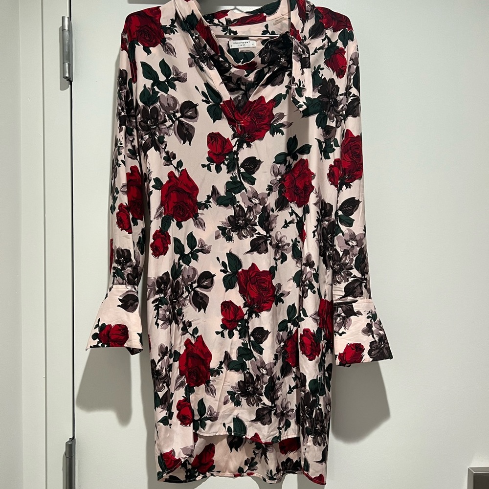 Equipment silk dress